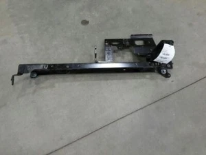2019 Chevrolet Silverado 5500 HD Radiator Support Bracket LH OE # 19405586 - Imagen 1 de 12