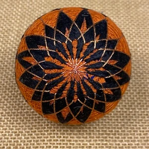 Vintage Temari Thread Ball Japanese Traditional Folk Art Handmade 3 ½" Diameter - Picture 1 of 5
