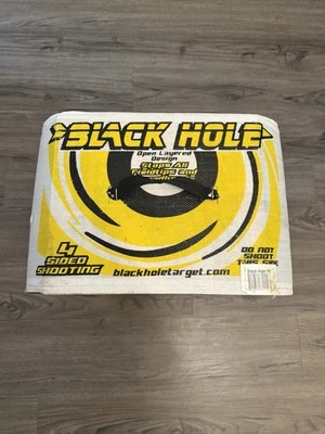 Black Hole 18 Block Archery Target Field Points Broadheads / 4 Sided - Image 1 of 4