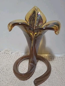 Murano Glass Hand Made Gold Iridescence Lily 7x4 1/2" - Picture 1 of 11