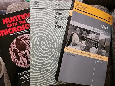 Lot of 3 Forensics Guidebooks - Image 1 of 4