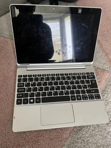 Acer Switch One N16P6 2-in-1 10.1" Intel Atom x5-Z8300 32GB 2GB RAM faulty - Picture 1 of 8