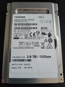 SSD SAS 3,8 TB 2.5" 12Gbs – Disque entreprise haute performance – Occasion testé - Afbeelding 1 van 5