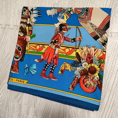 HERMES Carre 90 kachinas 复古丝绸围巾 90 厘米蓝色 Kermit Oliver 无盒 — 第 1/4 张图片