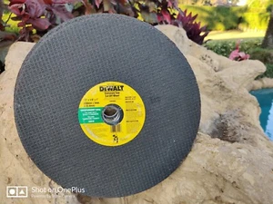 Rueda de corte de hormigón DEWALT DW8008 12 pulgadas por 1/8 pulgadas por 1 pulgada (paquete de 3) - Imagen 1 de 4