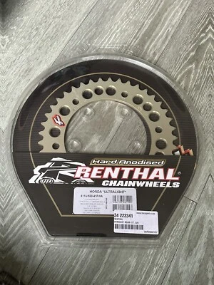 Nuevo piñón Renthal 411U-520-41P Honda CBR600RR, CBR1000RR, CBR600F, CBR900RR Foto 1 de 2
