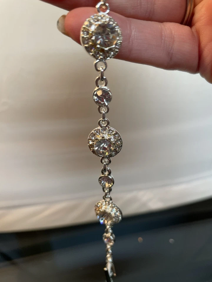 "Pulsera Napier brillante tono plata vinculada pedrería 7,5""" Foto 1 de 4