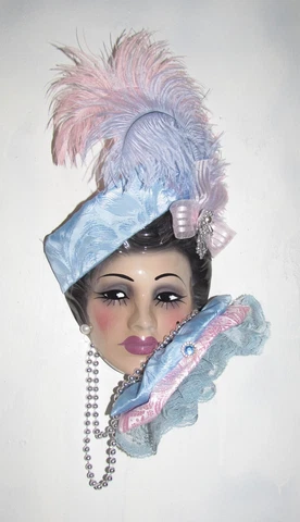 Unique Creations Women of color, black Lady Face Mask Wall Hanging - NEW IN BOX Cover