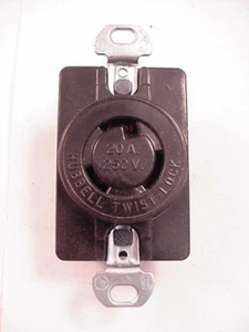 Hubbell 2320 Twist 20 Amp 250 vac Twist Lock Receptacle Ships Same Day - Picture 1 of 5
