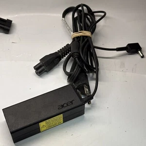 PA-1450-26 Genuine Acer AC Power Adapter 19V 2.37A - Bild 1 von 3