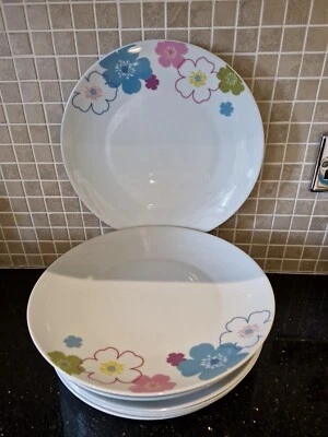 10 x Vintage Churchill Folk Floral 10.5" Dinner Plates Mint Condition - Image 1 of 4