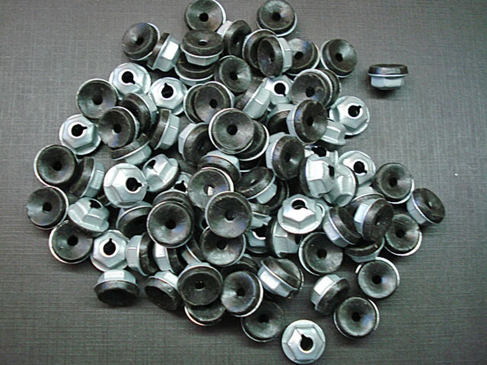 100 piezas 10-32 molduras molduras masilla sellador tuercas se adapta a Dodge Plymouth Chrysler Foto 1 de 1