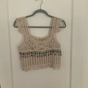 REBELLION AGAIN CROCHET SHELL MARFIL CUENTAS BOHO CROP TALLA M NUEVO CON ETIQUETAS - Imagen 1 de 9