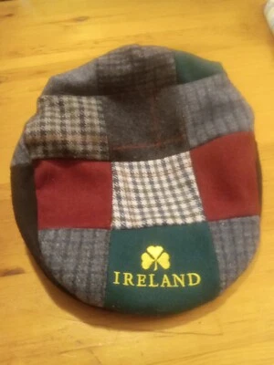 Sombrero de periodista de lana Irlanda retazos bordado a cuadros gorra de arroz irlandés ajustable Foto 1 de 4
