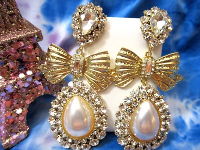 Gorgeous Large Bow Earrings Dangle Bowtie Ribbon Oval Pearl Crystal Earrings - Image 1 of 4