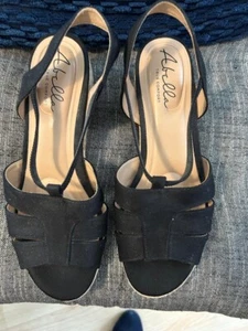 Abella Womens Black Casual Wedge shoes comfort size 8 m - Picture 1 of 4
