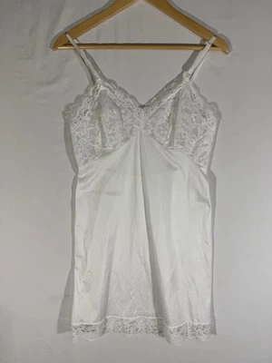 Vanity Fair Vtg White Lace Trim Sz 34 Slip Usa Made Classic Everyday Use 28” - Image 1 of 4