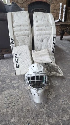 Almohadillas de portero de hockey sobre hielo CCM E3.9 Speedskin Lefevre 31+1 + guante/bloqueador/casco Foto 1 de 4