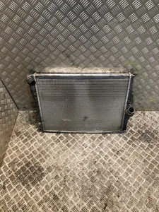 BMW 320i E92 Water Coolant Radiator 758165804 2.0 Petrol Manual - Picture 1 of 4