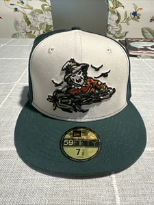 Field Of screams 7 1/2 Fitted Clink Room New Era Baseball Hat Cap - Picture 1 of 2