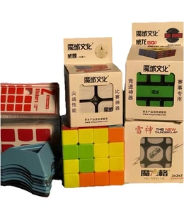 Rubik’s Speed Cube Bundle MoYu SQ1 & 2x2, Mo Fang Ge 3x3, QiYi 4x4 supporti nuovo con scatola - Foto 1 di 5