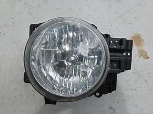 left driver headlight for FJ Cruiser 2007 2008 2009 2010 2011 2012 2013 2014 OEM - Picture 1 of 9