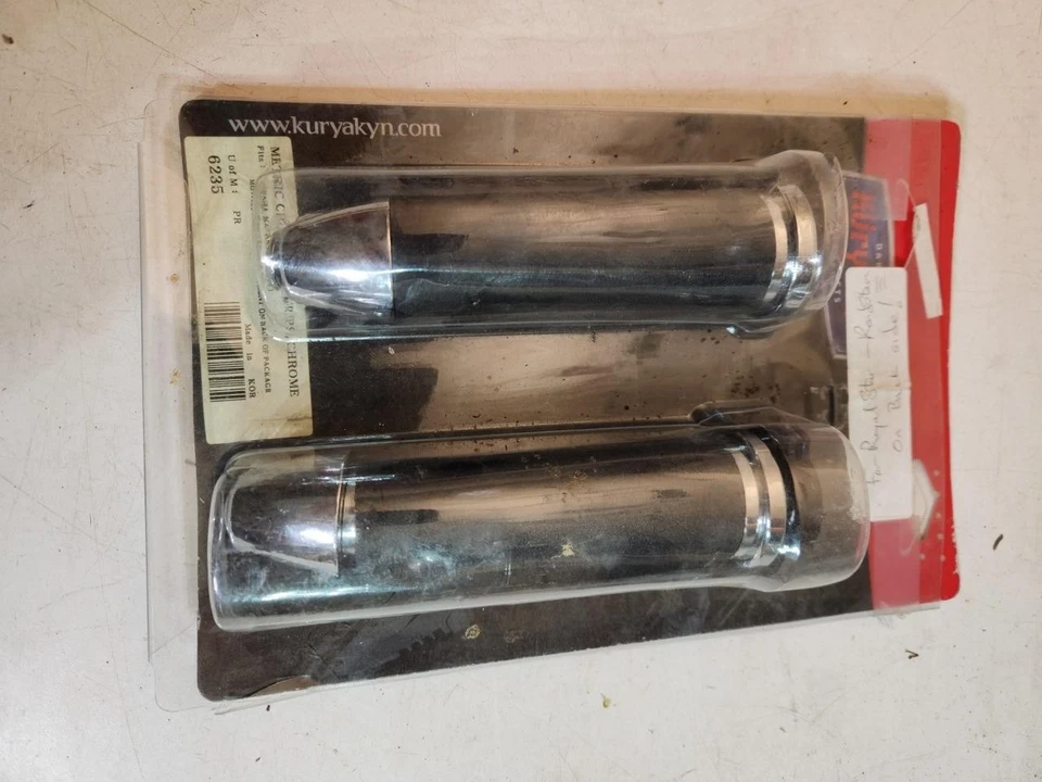 KURYAKYN ISO GRIPS 6235 YAMAHA ROYAL STAR ROAD STAR NOS 102125-3 - Image 1 of 1