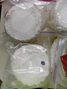 Large Quantity Of Decorative (Paper) Doilies SEE PHOTOS - Picture 1 of 19