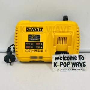 DEWALT DCB117 / 20V Lithium Ion Fast Charger 220 VOLT / Express - Picture 1 of 1