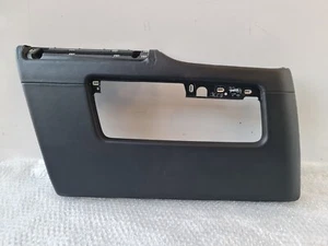 Rolls Royce Ghost 6.6 V12 2015-2020 lado izquierdo puerta delantera reposabrazos - Imagen 1 de 20