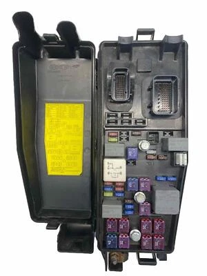 11 12 14 KIA SEDONA Engine Fuse Box Foto 1 de 4