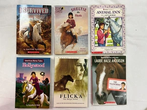 Horse novels (6) Sheltie, Survived, Flicka, Hollywood,Trickster & Gift Horse - Foto 1 di 8