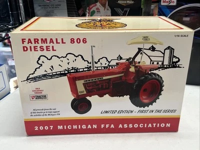 ERTL 1:18 SCALE FARMALL 806 DIESEL 1ST EDITION 2007 MICHIGAN DIECAST! RED! NIB! - Image 1 of 4