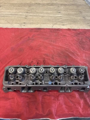 Culata GM Chevrolet Chevy 305 5,0 L 378450 SBC Foto 1 de 4