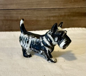 Vintage schwarz-weiß Scottie Scottish Terrier Keramik Porzellan Hund Figur - Bild 1 von 7