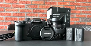 Panasonic GH5 II Mirrorless Camera + 12-35mm f/2.8 II Lens + 2 Batteries - Picture 1 of 3