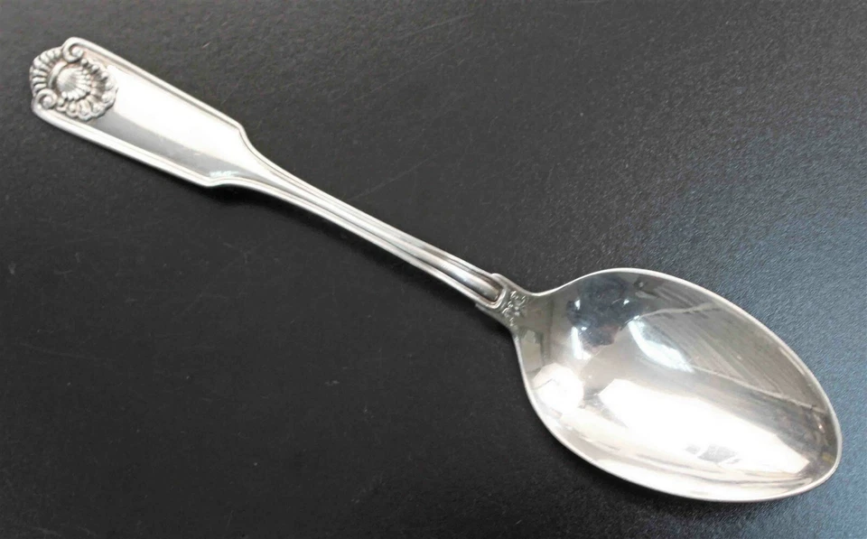 Frank Smith Sterling FIDDLE SHELL Tablespoon / Serving Spoon - Image 1 of 2