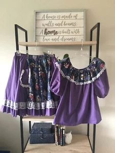 Conjunto de baile cuadrado marca PitchFork para mujer talla mediana púrpura azul marino - Imagen 1 de 4