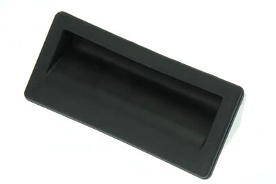 Interruptor de liberación de tapa de maletero URO para Audi A3 Sportback e-tron 2016 Foto 1 de 4