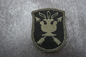 JFK Warfare US Army Military Cloth Patch Badge L4M - Picture 1 of 2