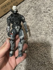 McFarlane Toys Halo Reach Series 1 Emile Actionfigur - Bild 1 von 4