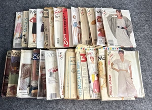 Konvolut 20+ Vintage Schnittmuster Damen schöne Designs 60er 70er 80er 90er - Bild 1 von 9