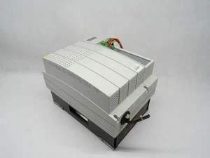 Moeller DF4-341-15K Frequenzumrichter 00405971 / 15kW / HW2C / SW16 - Picture 1 of 4