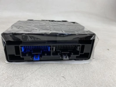 Used Serial Data Gateway Module fits: 2023 Chevrolet Silverado 3500 pickup Netwo - Image 1 of 4