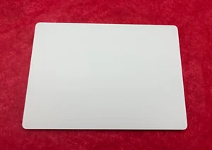 Apple Magic Trackpad A1535 MJ2R2Z/A B-grade - Zdjęcie 1 z 3