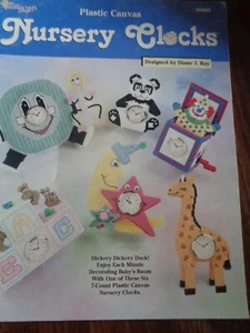 NEEDLECRAFT SHOP KUNSTSTOFF LEINWAND KINDERZIMMER UHREN MUSTER BOOKLET 6 DESIGNS - Bild 1 von 2