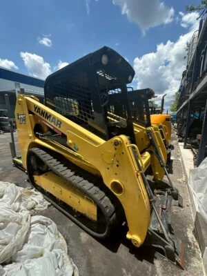 Minicargadora Yanmar T175 Foto 1 de 3