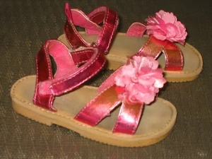 Gr. 5-6 GUC schillernde rosa Sandalen Kleinkind Mädchen Blumen - Bild 1 von 4