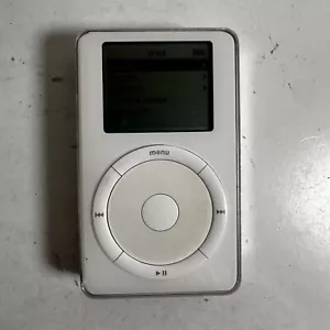 Apple iPod Mini 2th Generation A1019 Silver Portable LCD 10GB MP3 Media Player - Picture 1 of 10
