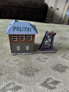 N Spur Gebäude Wärterhaus gebraucht - Bild 1 von 3